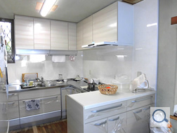 キッチン、リビング、浴室、洗面、珪藻土、内装、フロア、建具、塗装ほか 施工後風景