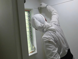 キッチン、リビング、浴室、洗面、珪藻土、内装、フロア、建具、塗装ほか 施工中風景